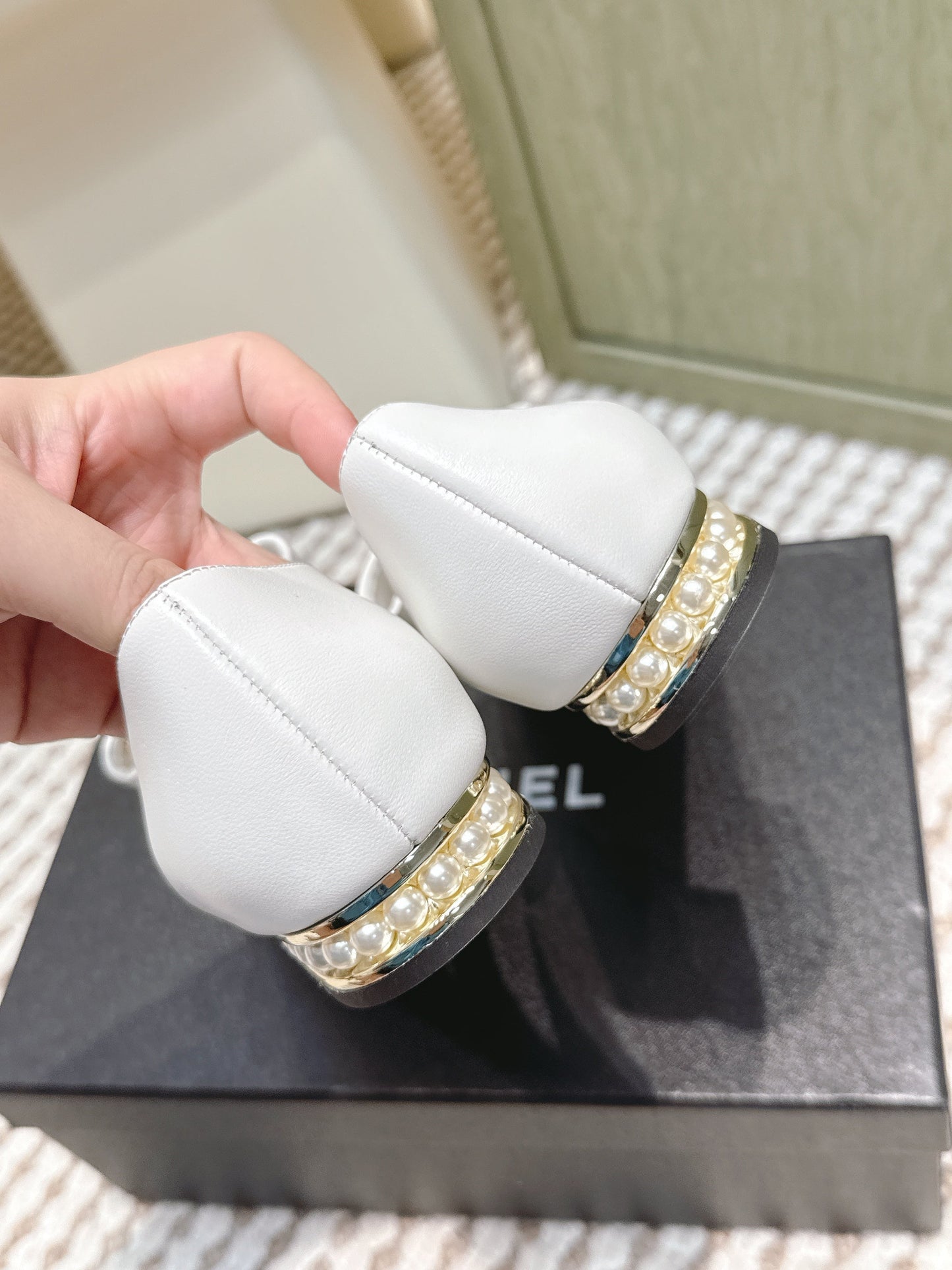 CHANEL 25S MARY JANE BALLET FLATS IN WHITE LAMBSKIN BLACK PATENT CAP TOE WITH BOW