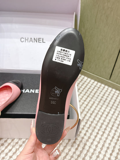 CHANEL 25S BALLERINA SHOES IN PINK AND BLACK CALFSKIN GOLD HARDWARE