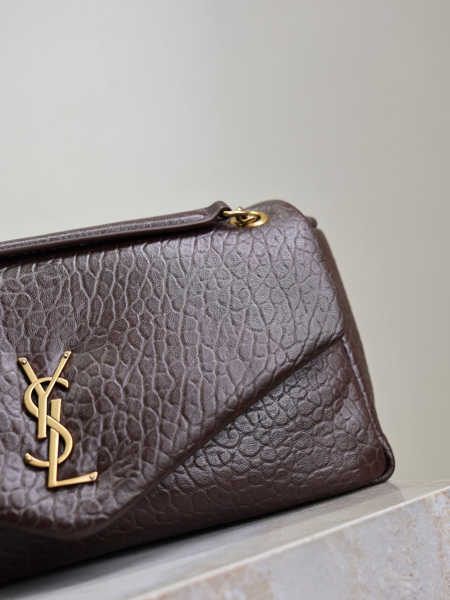 YSL 25S CALYPSO 30 IN DARK CHOCOLATE GRAINED CALFSKIN GOLD HARDWARE