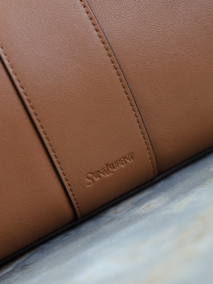 YSL 25S Y TOTE 50 IN CARAMEL CALFSKIN GOLD HARDWARE