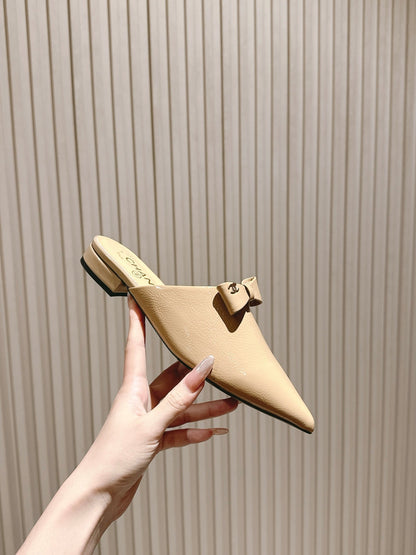 CC FLAT MULES 25S IN BEIGE PATENT LEATHER