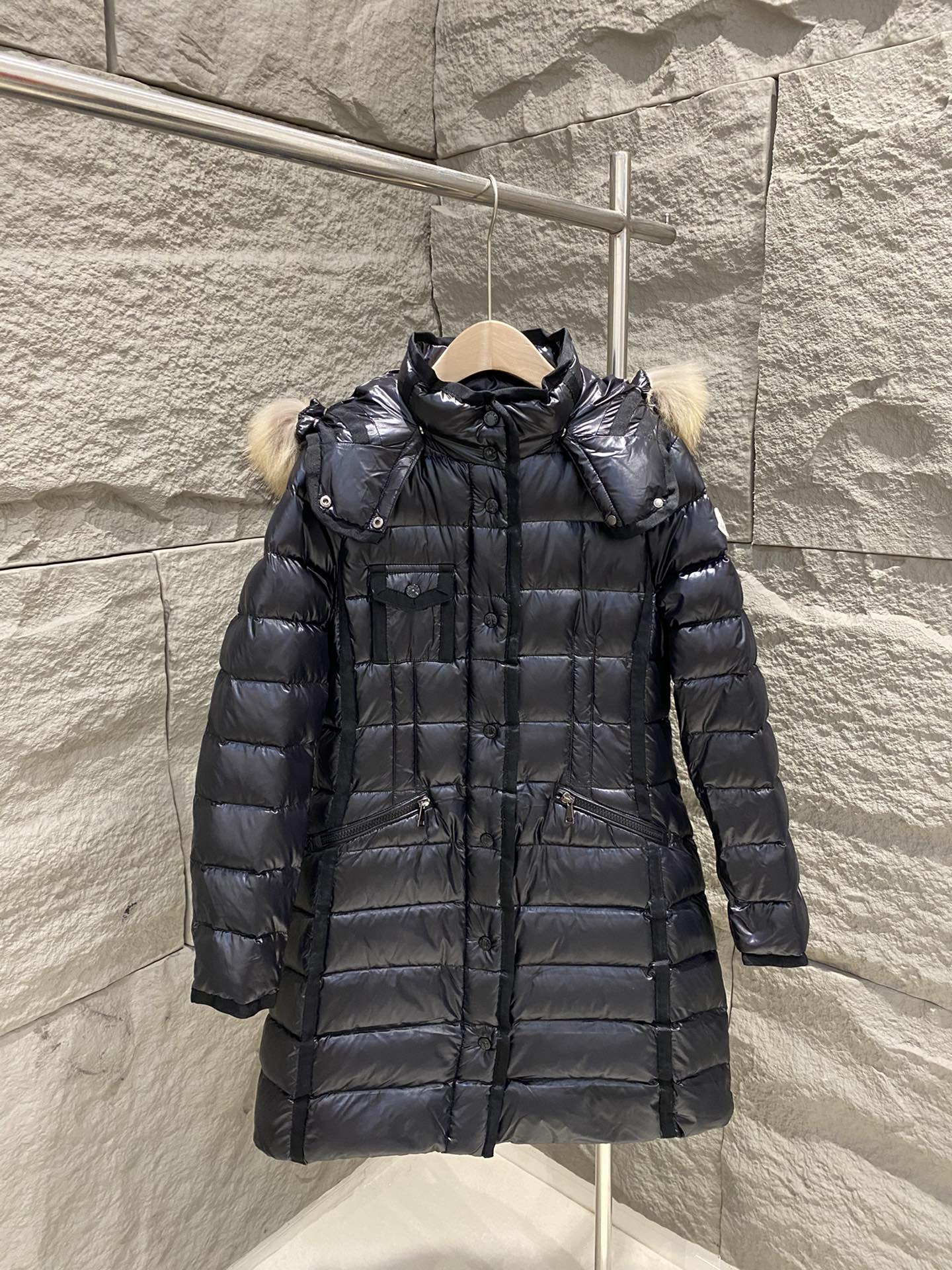 Women’s Luxury Moncler-Style Long Puffer Coat with Shearling Trim and Hood-Style265