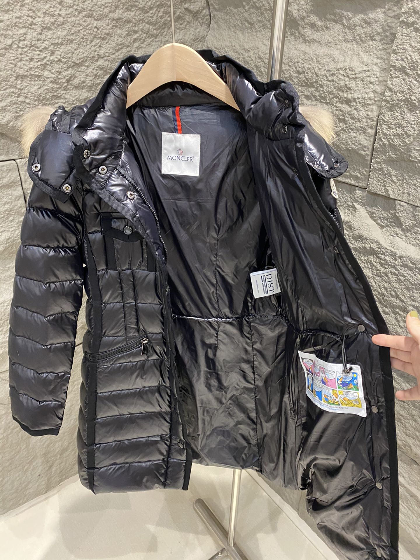 Women’s Luxury Moncler-Style Long Puffer Coat with Shearling Trim and Hood-Style265
