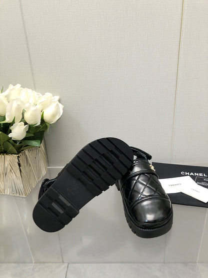 CHUNKY PLATFORM SHEARLING SLIPPER BLACK LAMBSKIN