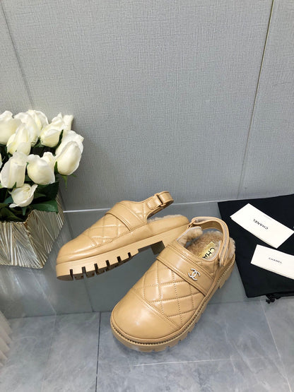 CHUNKY PLATFORM SHEARLING SLIPPER BEIGE CREAM LAMBSKIN