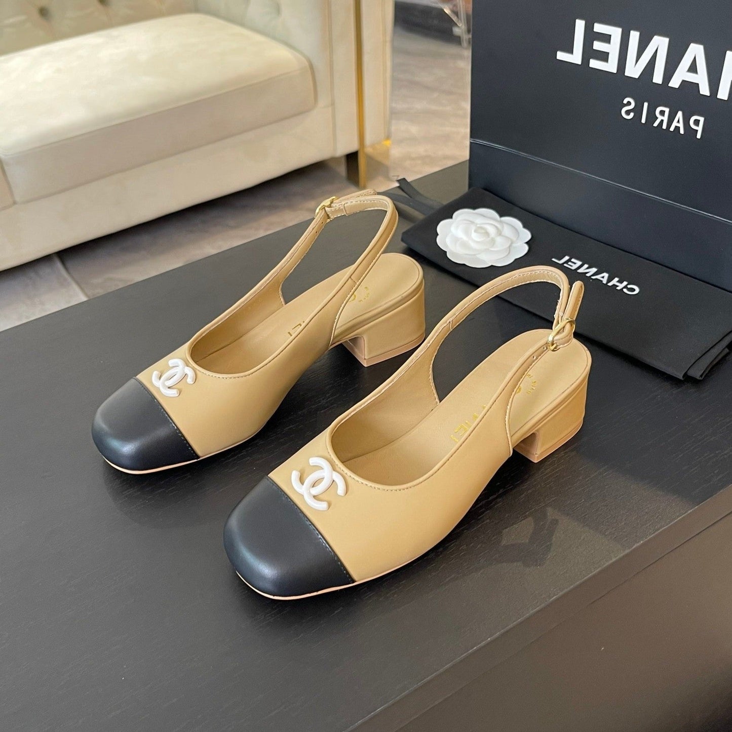 CC SLINGBACKS IN DARK BEIGE MIX BLACK CALFSKIN