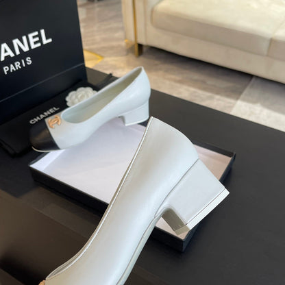 CC PUMP WHITE MIX BLACK CALFSKIN