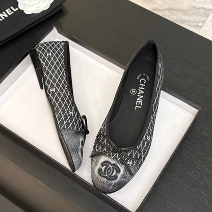 BALLET FLATS IN CHARCOAL BLACK MONOGRAM DENIM