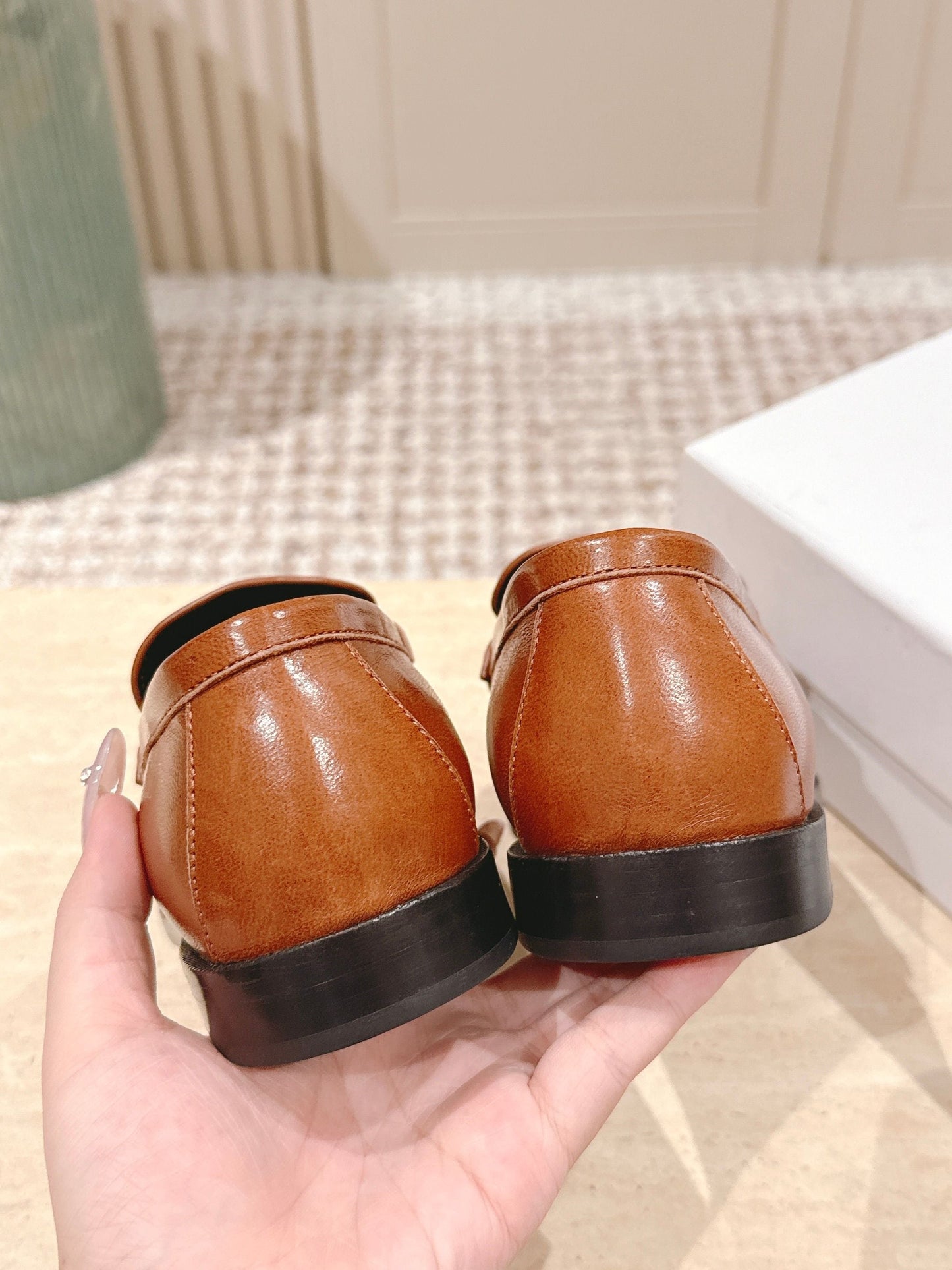 YSL 25S SAINT LAURENT LOAFERS IN BURNT ORANGE CALFSKIN WITH SMALL LOGO