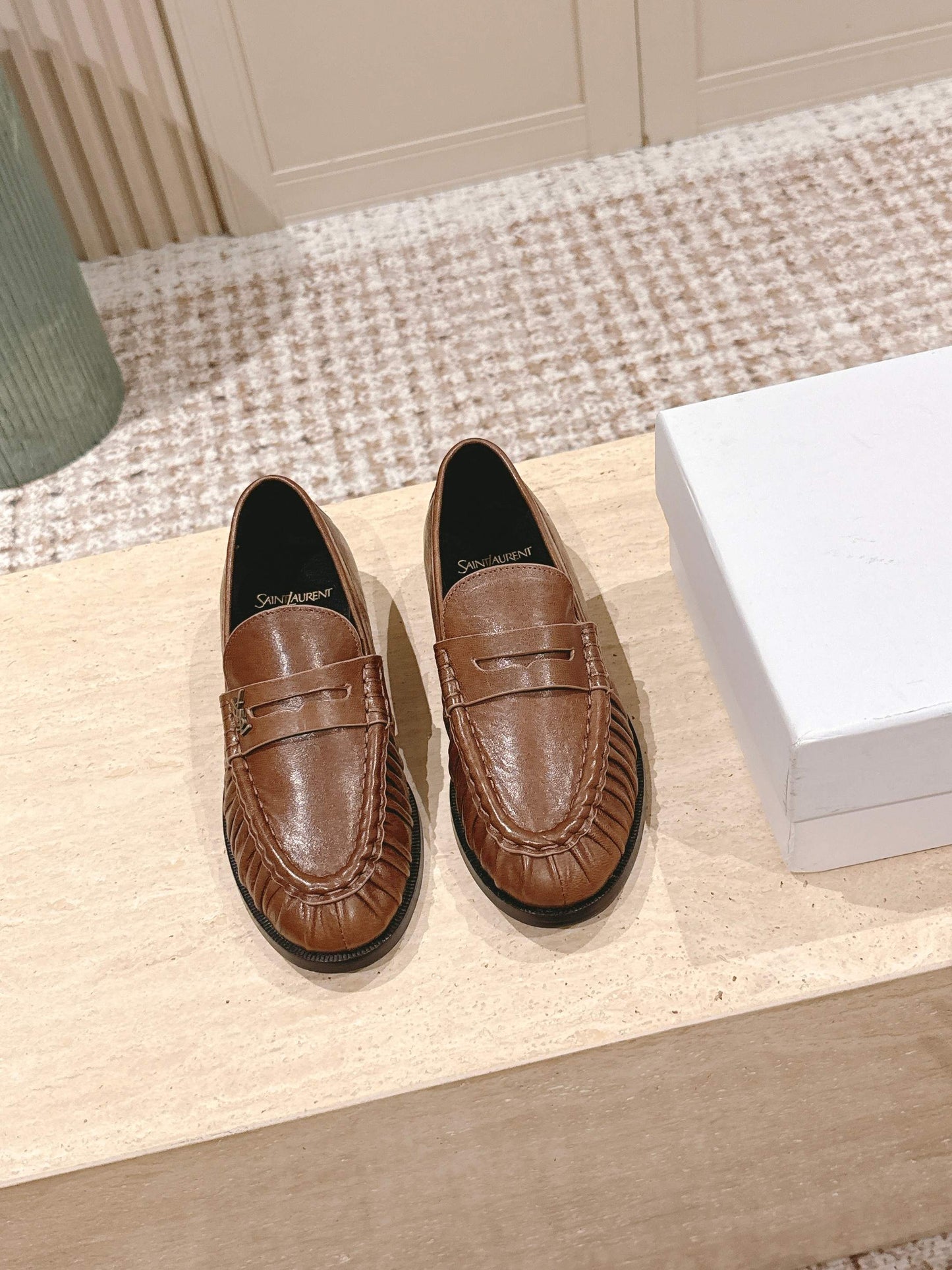 YSL 25S SAINT LAURENT LOAFERS IN BROWN CALFSKIN WITH SMALL LOGO