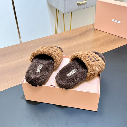 WOOL SLIPPER PEANUT AND CHOCOLATE