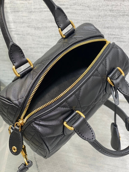 GROOVE MINI 20 BAG IN BLACK LAMBSKIN