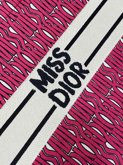 MISS LARGE TOTE 42 IN MAGENTA PURPLE CANVAS