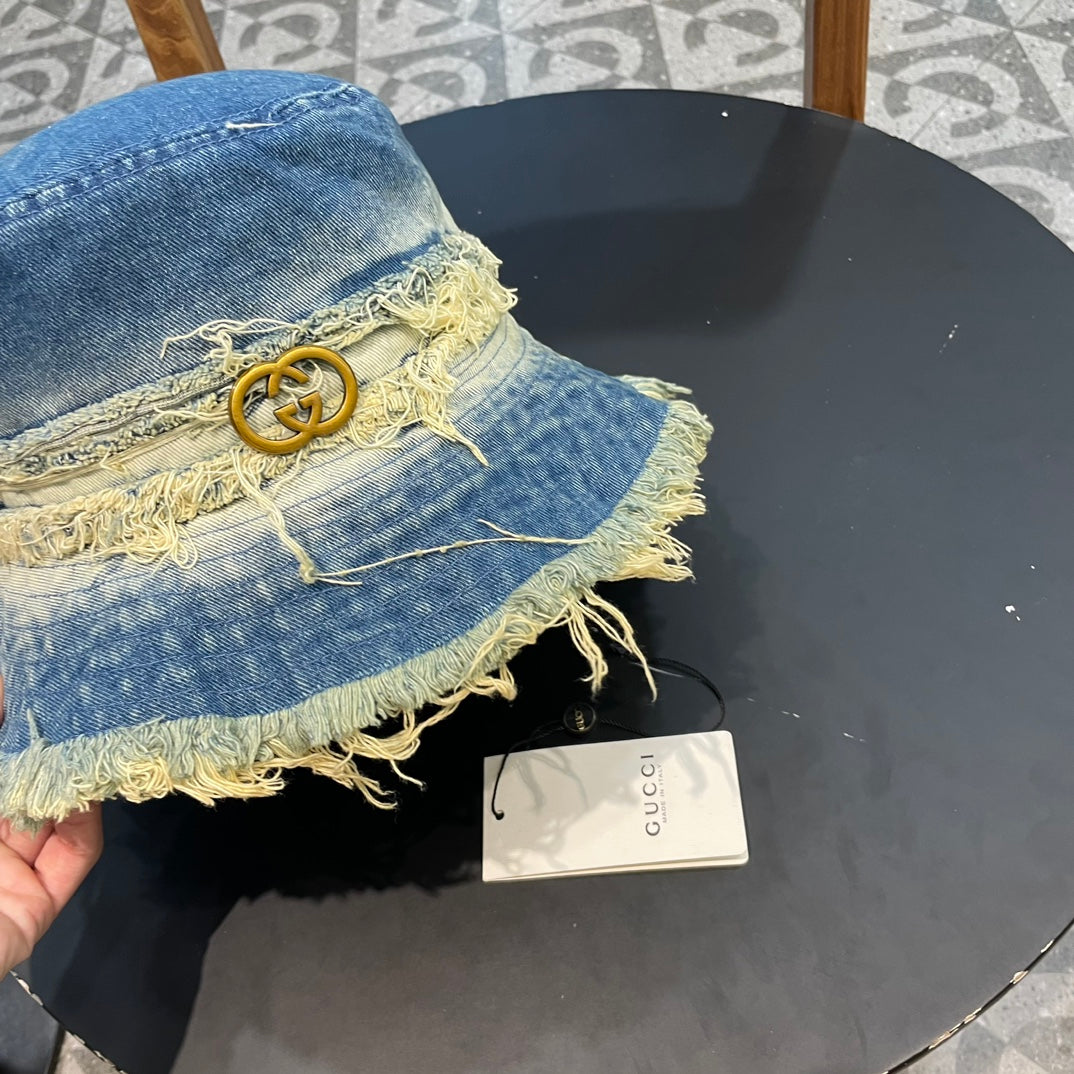 BUCKET HAT IN CLASSIC BLUE DENIM 226590