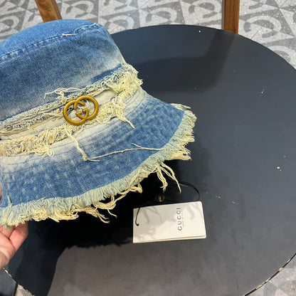 BUCKET HAT IN CLASSIC BLUE DENIM 226590