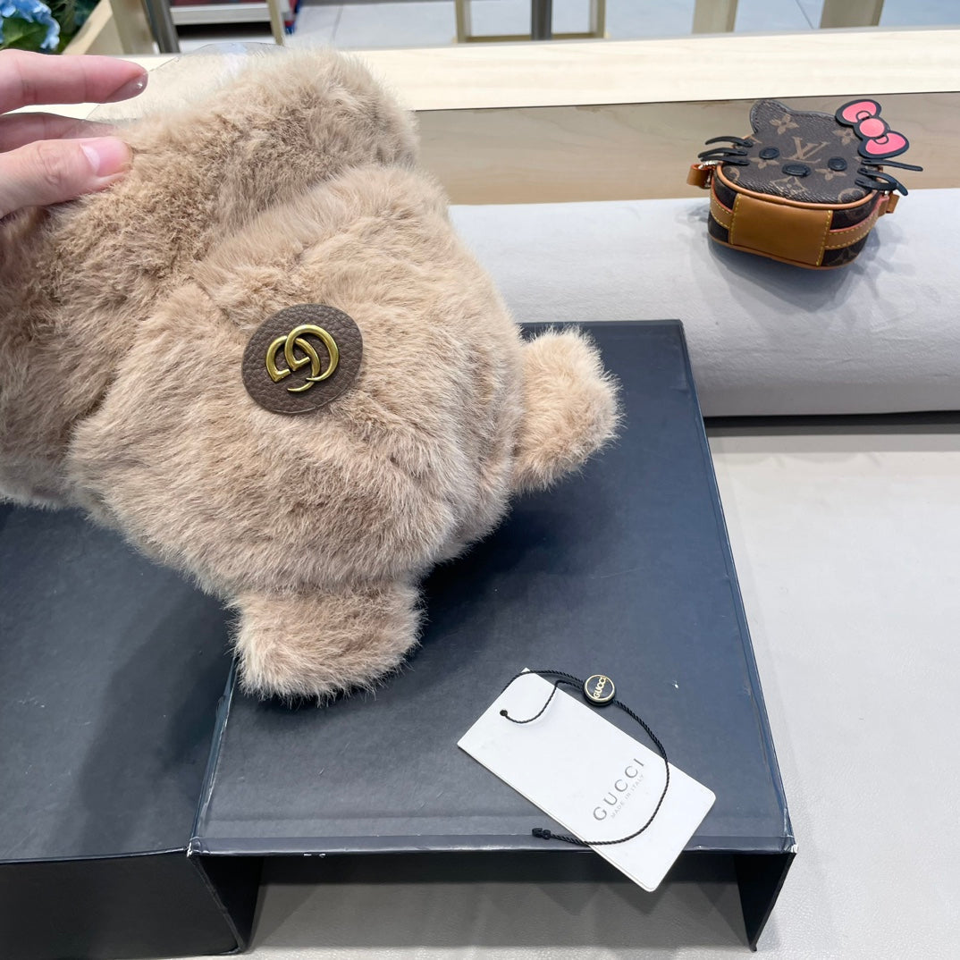 BUCKET HAT IN CAMEL BEIGE FLEECE 397931