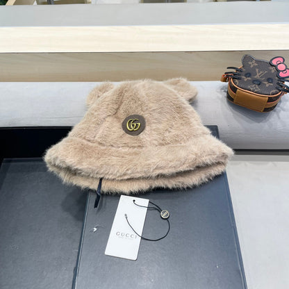 BUCKET HAT IN CAMEL BEIGE FLEECE 397931