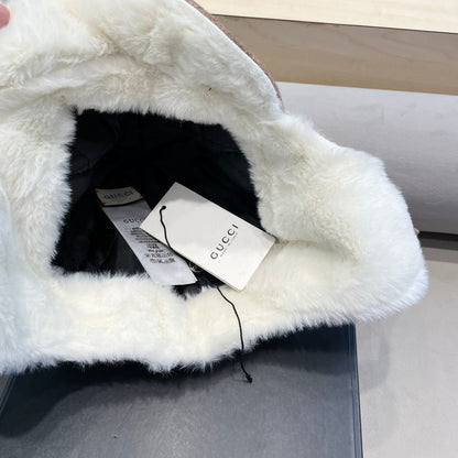 TRAPPER HAT IN MEDIUM BROWN SUEDE AND FLEECE 417778