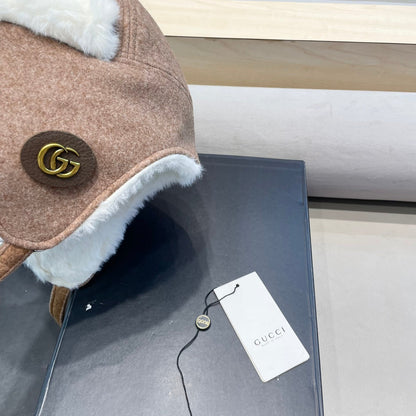 TRAPPER HAT IN MEDIUM BROWN SUEDE AND FLEECE 417778