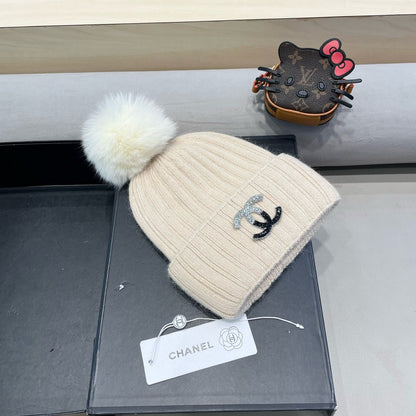 BEANIE HAT IN BISQUE BEIGE WOOL 426236