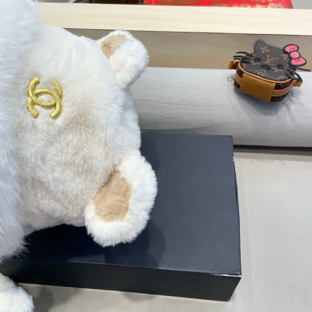 BEANIE HAT IN WHITE LAMB FUR 426240