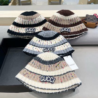STRIPED KNITTED BUCKET HAT COLORFUL 428100