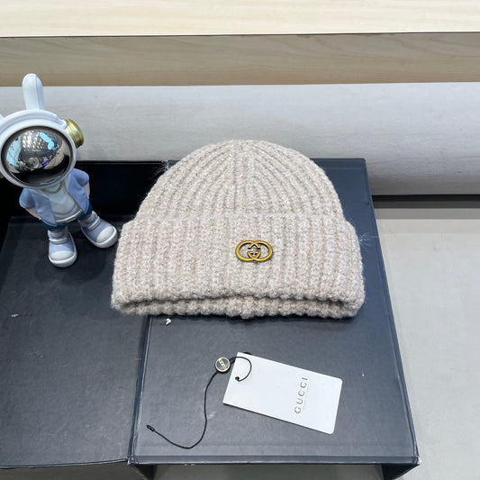 BEANIE HAT IN ECRU BEIGE WOOL 428125