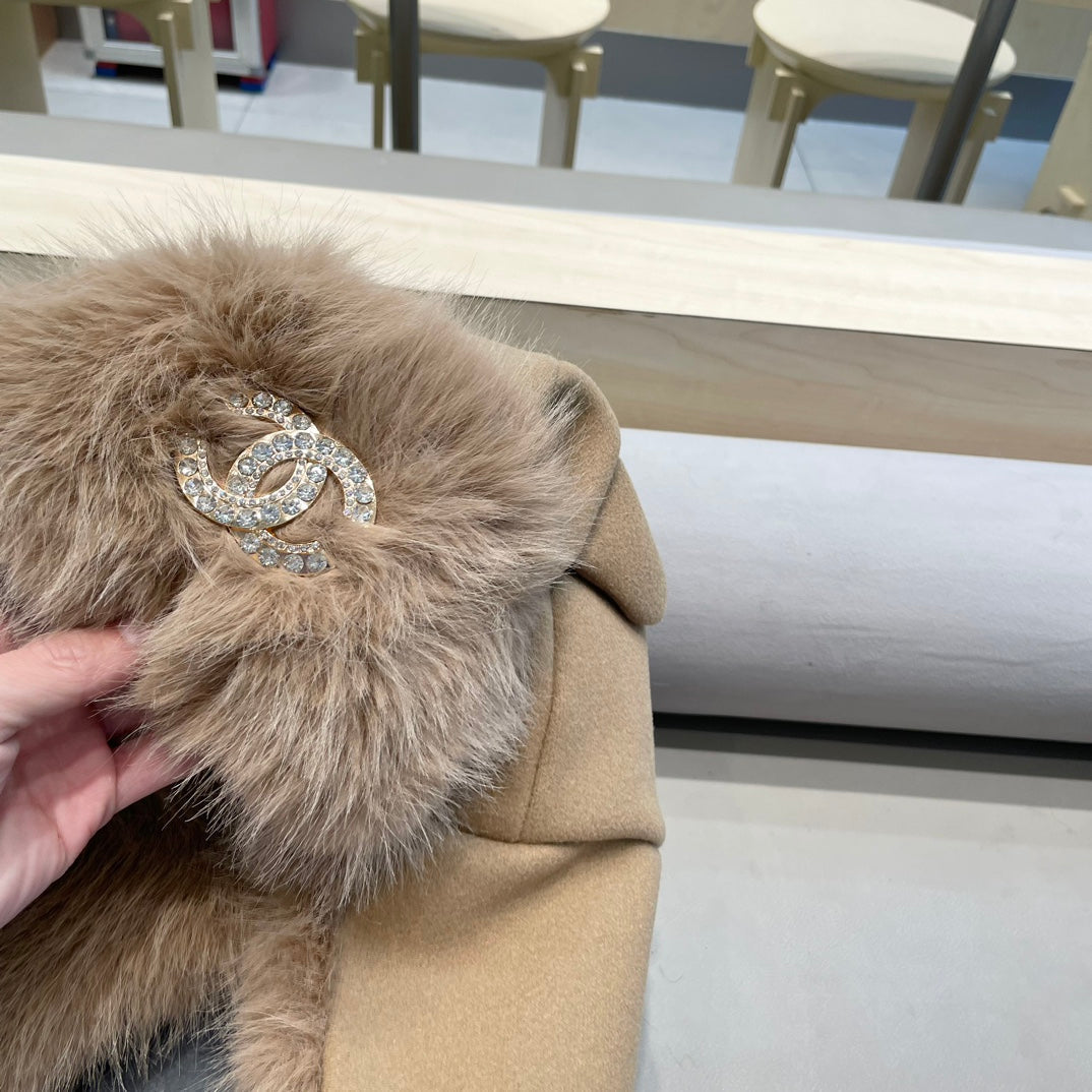 TRAPPER HAT IN DESERT BROWN SUEDE AND LAMB FUR 429974