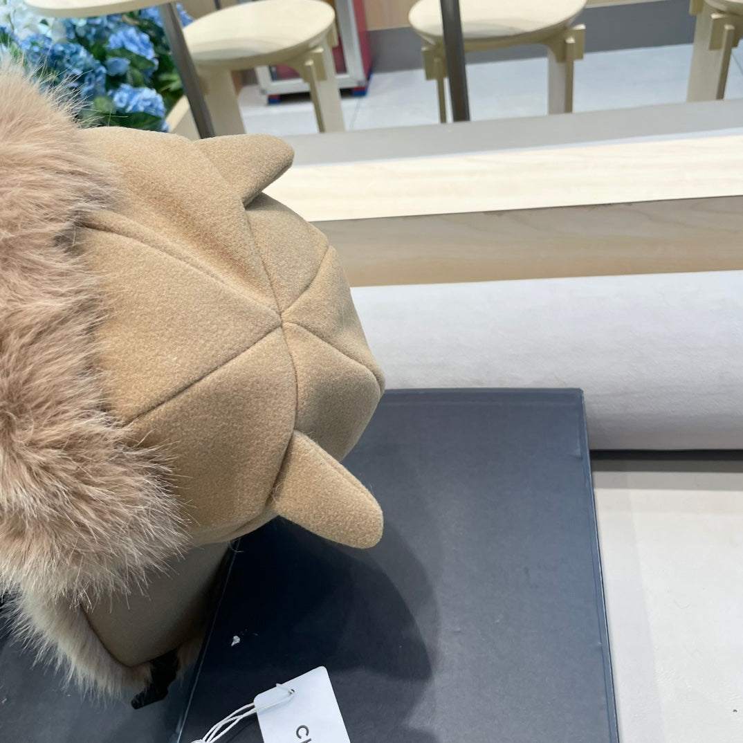 TRAPPER HAT IN DESERT BROWN SUEDE AND LAMB FUR 429974