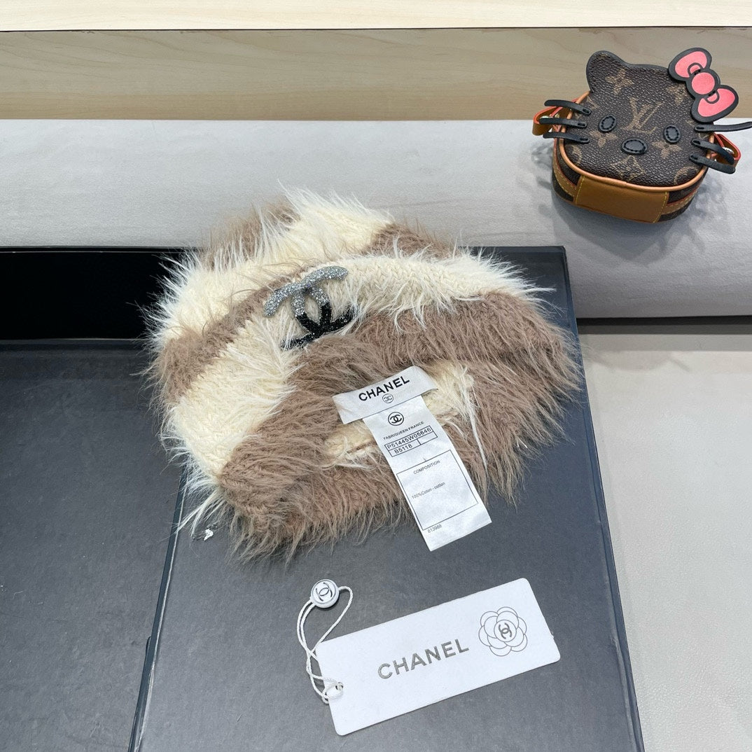 BUCKET HAT IN BEIGE MIX CAMEL BROWN PLUSH AND WOOL 433425