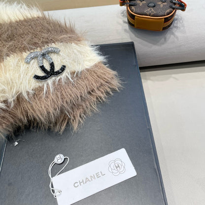 BUCKET HAT IN BEIGE MIX CAMEL BROWN PLUSH AND WOOL 433425