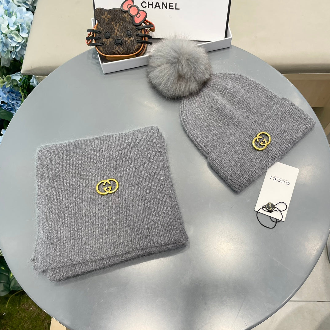 SET SCARF AND HAT IN DOVE GRAY CASHMERE 436241