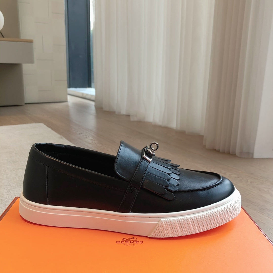 GAME SLIP-ON SNEAKER BLACK WITH TASSELS CALFSKIN