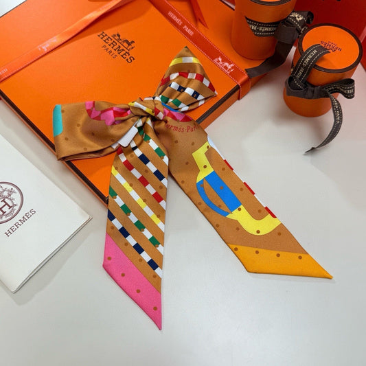 HERMES 25S SCARF TWILLY 86 IN SILK 987339