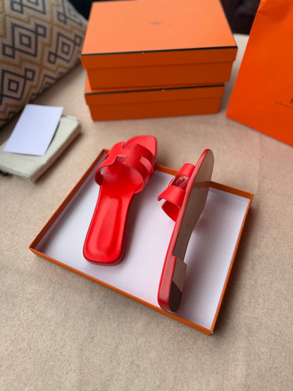 0RAN SANDALS IN CHERRY RED CALFSKIN