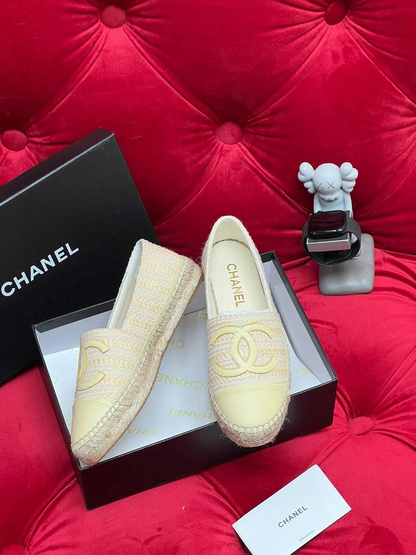 WOVEN LOAFERS IN DARK CREAM FABRIC