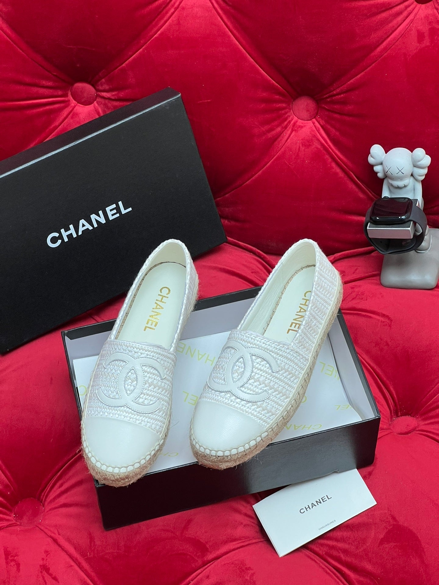 WOVEN LOAFERS IN WHITE FABRIC