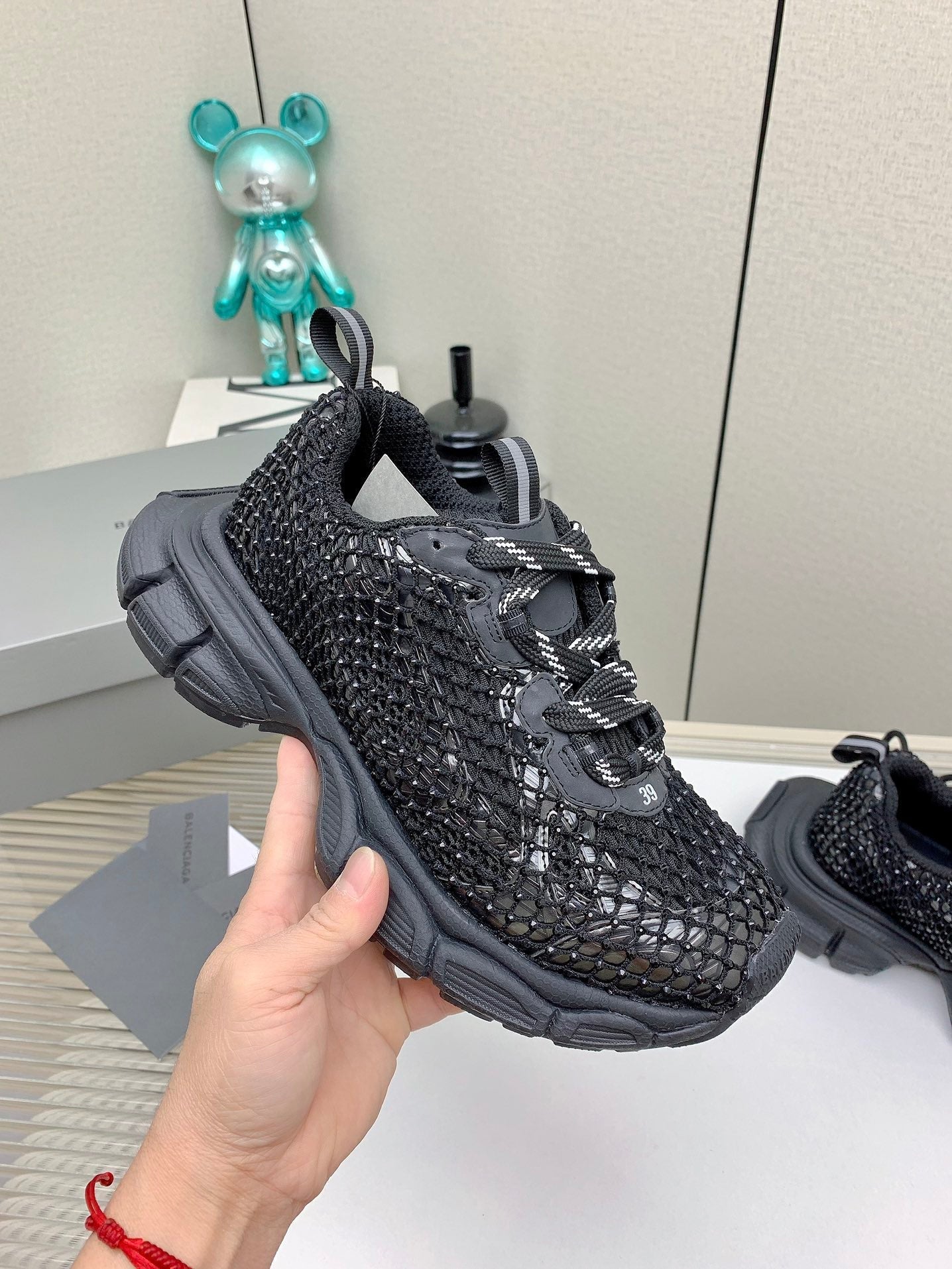 XL FISHNET SNEAKER IN BLACK MESH. POLYURETHANE. POLYESTER WITH RHINESTONES