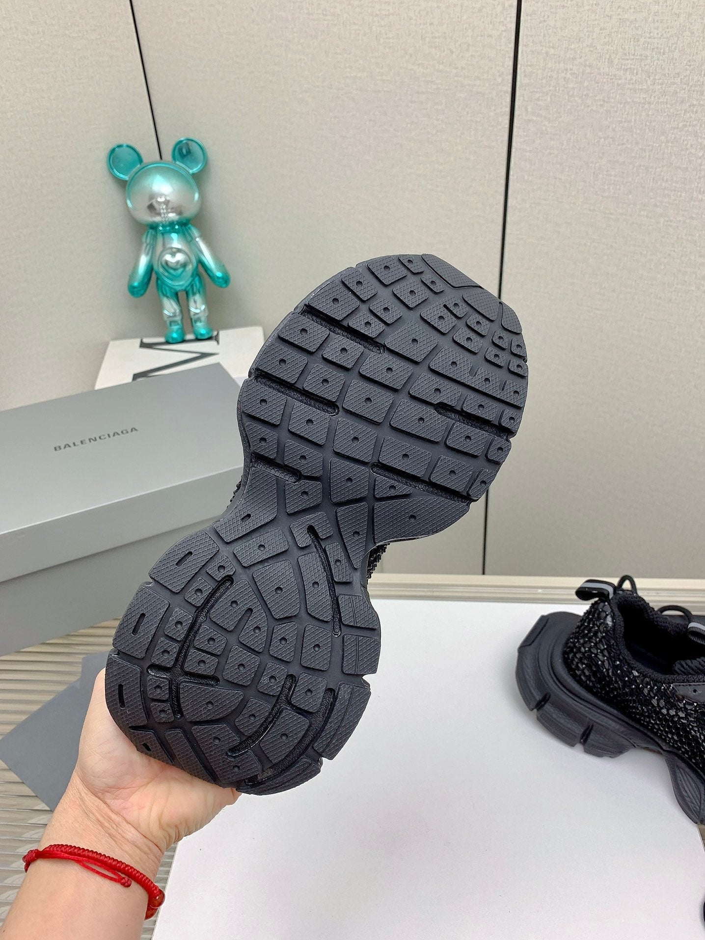 XL FISHNET SNEAKER IN BLACK MESH. POLYURETHANE. POLYESTER WITH RHINESTONES