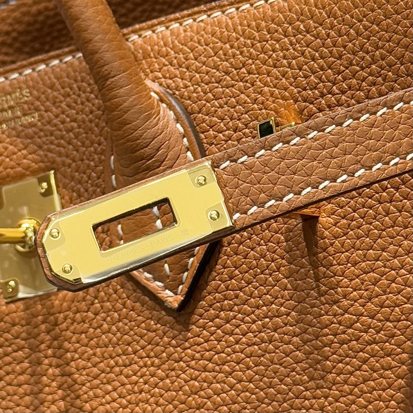 HERMES 25S MEDIUM BIRKIN 25 IN BURNT ORANGE CALFSKIN GOLD HARDWARE