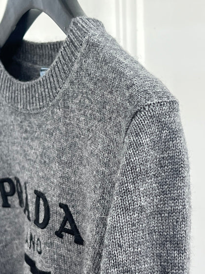 Prada Style Sweater – Style 580