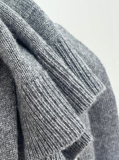 Prada Style Sweater – Style 580