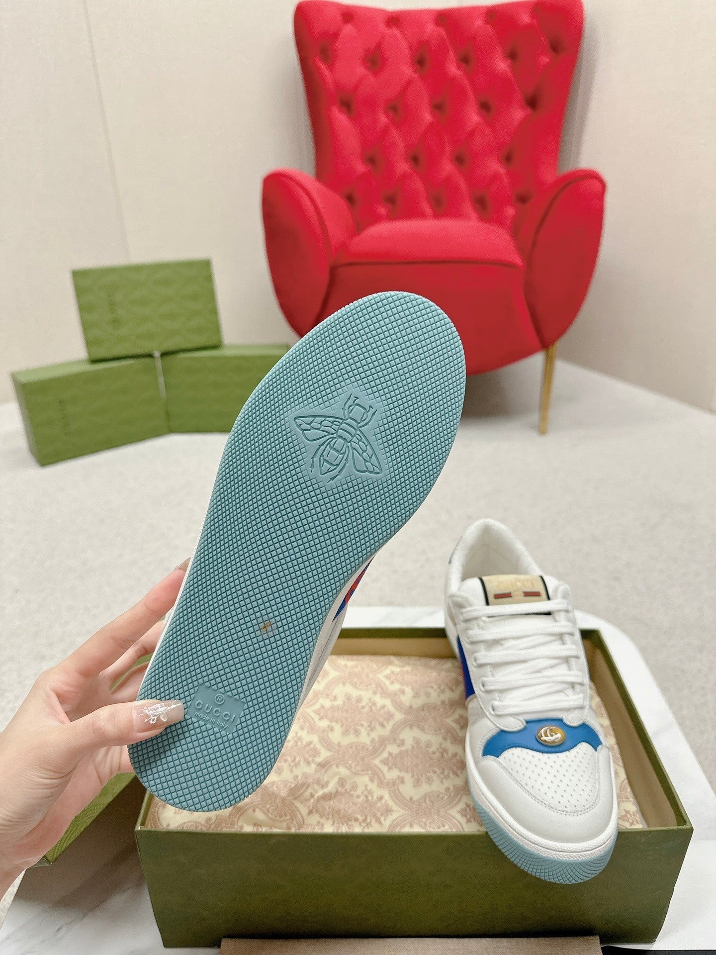 GG WOMEN'S SCREENER TRAINER WHITE AND BLUE CALFSKIN