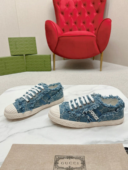 GG TRAINER SCALLOPED TOE BLUE DENIM