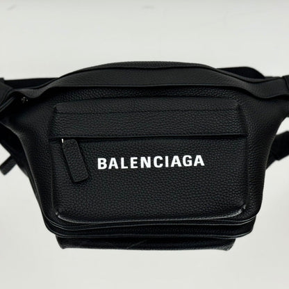 EVERYDAY BELTPACK 40 IN BLACK GRAINED CALFSKIN