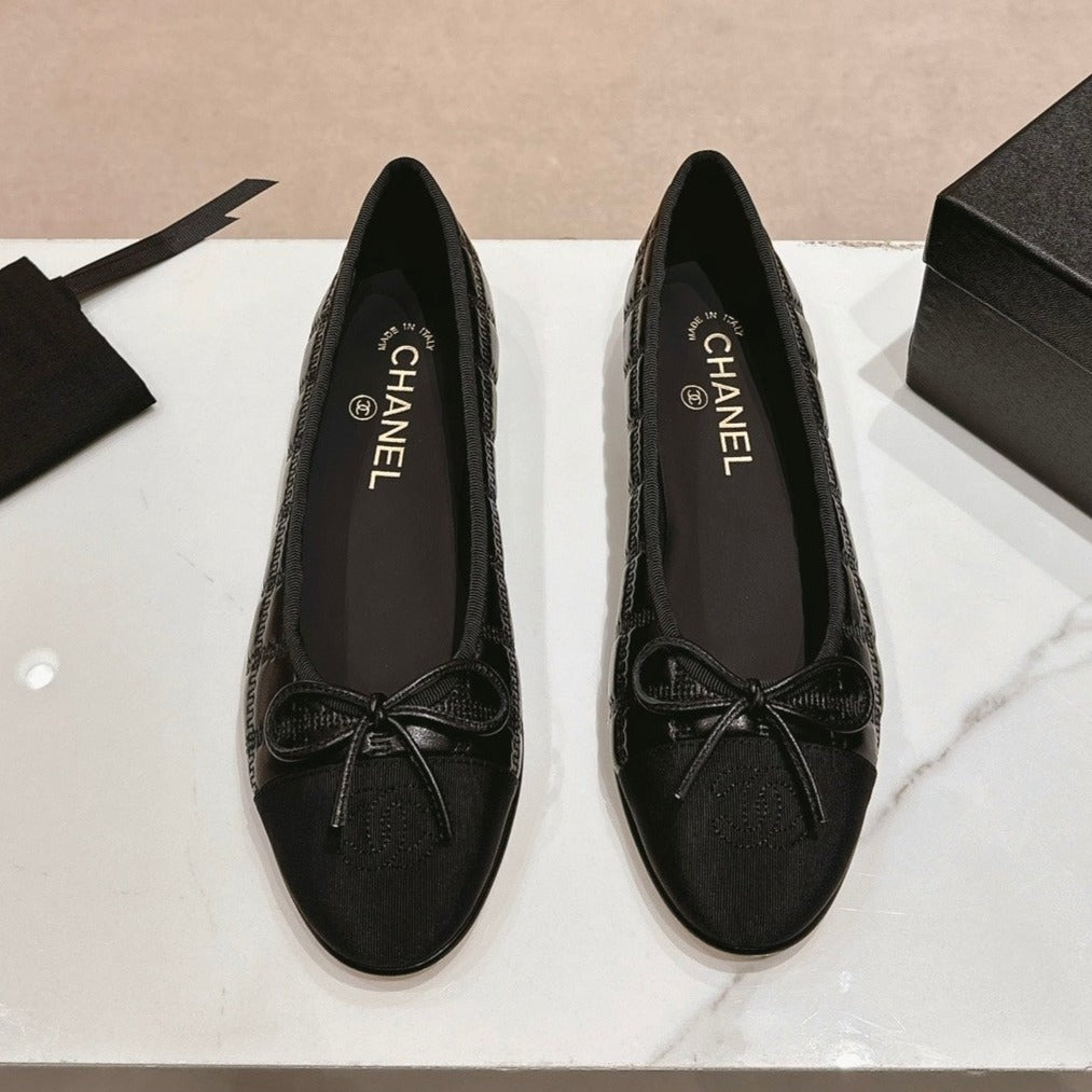Double C New Ballet Flats Black Lambskin
