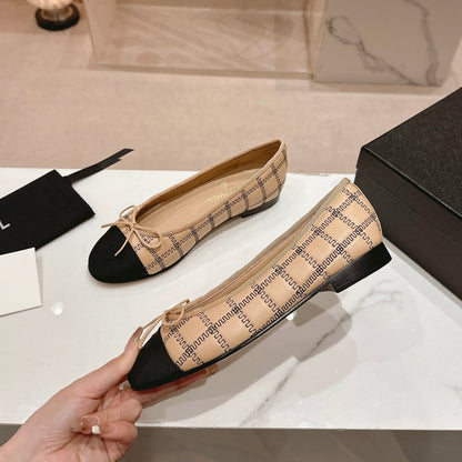 Double C New Ballet Flats Dark Cream Black Lambskin