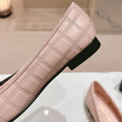 Double C New Ballet Flats Light Pink Black Lambskin