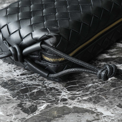 BV MINI LOOP 17CM BLACK CALFSKIN