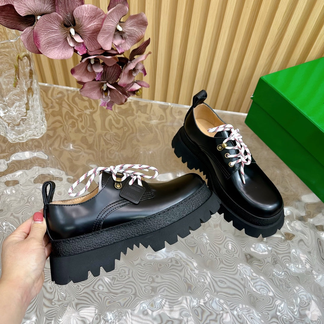 HADDOCK LACE-UP SHOE IN BLACK CALFSKIN